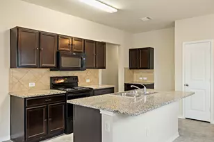 12111 Stoneridge Gap Ln, Manor, TX 78653 - Photo 8