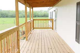 325 Lytton Ln, Dale, TX 78616 - Photo 14