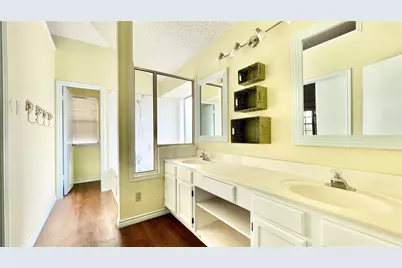 2501 Kathleen Cove, Leander, TX 78641 - Photo 14