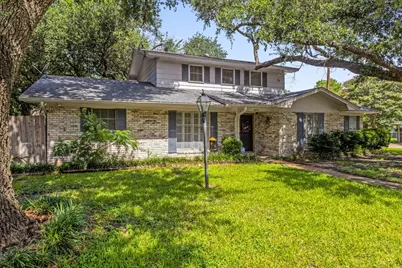 1604 N Cleveland Avenue, Cameron, TX 76520 - Photo 2