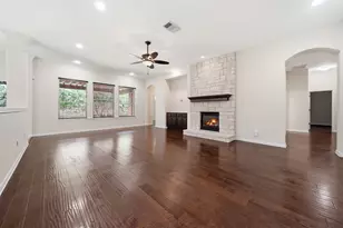1207 Quiet Creek Dr, Cedar Park, TX 78613 - Photo 8