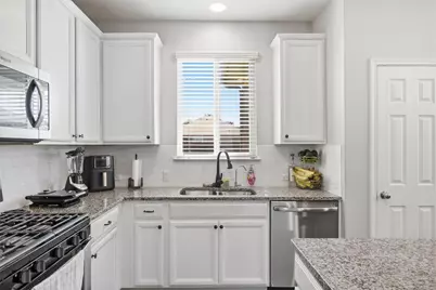 212 Russet Trail, Georgetown, TX 78628 - Photo 10