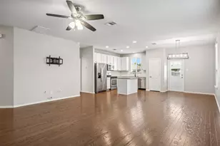 212 Russet Trl, Georgetown, TX 78628 - Photo 14