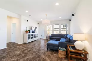 1001 McCormick Cv, Hutto, TX 78634 - Photo 12