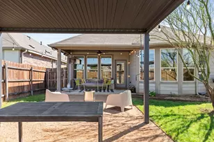 1001 McCormick Cv, Hutto, TX 78634 - Photo 34