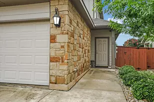 528 High Tech Dr, Georgetown, TX 78626 - Photo 2