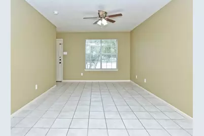 554 E Cedar Street, Bertram, TX 78605 - Photo 4