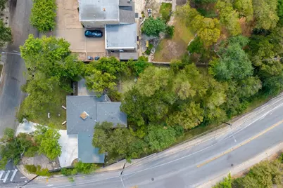 1818 Vance Circle, Austin, TX 78701 - Photo 6