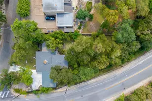 1818 Vance Cir, Austin, TX 78701 - Photo 6