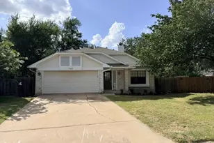 1920 White Oak Cir, Round Rock, TX 78681 - Photo 1