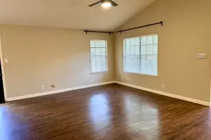 1920 White Oak Cir, Round Rock, TX 78681 - Photo 6