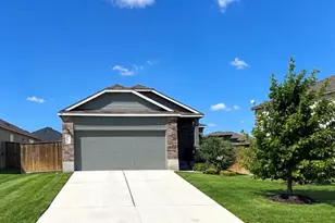 105 Pottersville Ln, Jarrell, TX 76537 - Photo 2