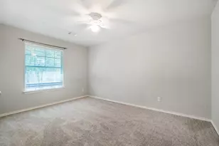 4229 Kingsburg Dr, Round Rock, TX 78681 - Photo 30