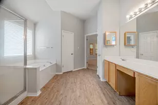 4229 Kingsburg Dr, Round Rock, TX 78681 - Photo 24
