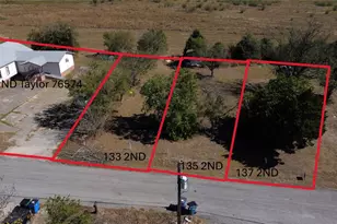 133 2nd Ave, Taylor, TX 76574 - Photo 1