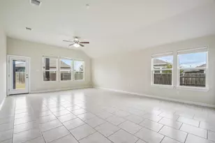 280 Rimrock Ct, Bastrop, TX 78602 - Photo 4