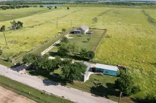 459 Co Rd 450, Thorndale, TX 76577 - Photo 1
