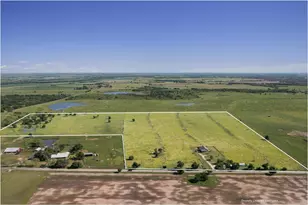 459 Co Rd 450, Thorndale, TX 76577 - Photo 2