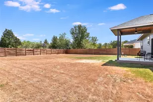 114 E Keomuku Ln, Bastrop, TX 78602 - Photo 26