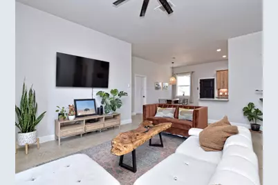 114 E Keomuku Lane, Bastrop, TX 78602 - Photo 6