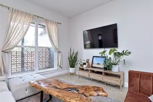 114 E Keomuku Ln, Bastrop, TX 78602 - Photo 4