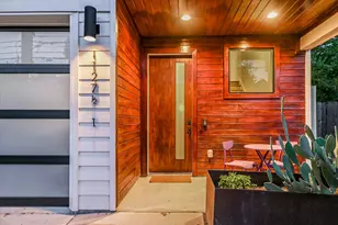1127 Gunter St, Austin, TX 78702 - Photo 2