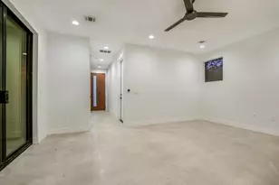 1127 Gunter St, Austin, TX 78702 - Photo 8