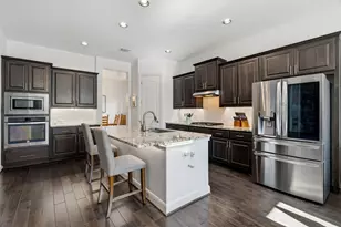 213 Garden Gate Ln, Liberty Hill, TX 78642 - Photo 14