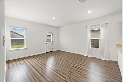 13608 Buckalew Street, Elgin, TX 78621 - Photo 4