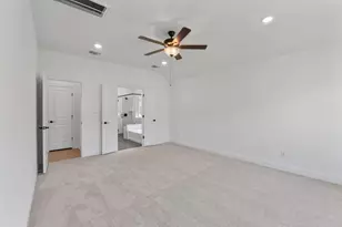 800 Crescent View Dr, Georgetown, TX 78628 - Photo 16