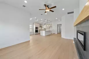 800 Crescent View Dr, Georgetown, TX 78628 - Photo 28