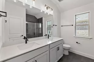 800 Crescent View Dr, Georgetown, TX 78628 - Photo 8