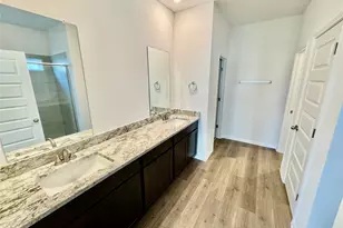 188 Coopers Hawk Crescent, Cedar Creek, TX 78612 - Photo 4