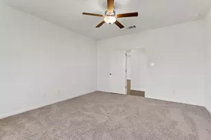 133 Grn Knl Ln, Georgetown, TX 78628 - Photo 16