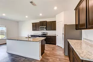 117 Fairfax Ln, Jarrell, TX 76537 - Photo 8