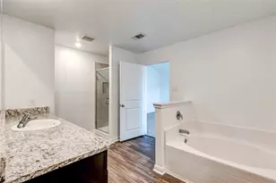 117 Fairfax Ln, Jarrell, TX 76537 - Photo 20