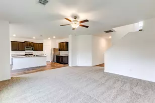 117 Fairfax Ln, Jarrell, TX 76537 - Photo 6