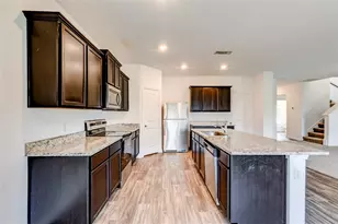 117 Fairfax Ln, Jarrell, TX 76537 - Photo 10