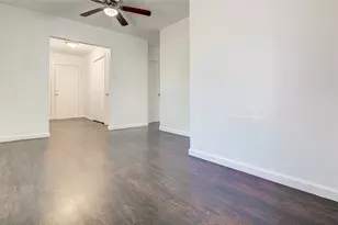 912 Catalpa St, Austin, TX 78702 - Photo 4