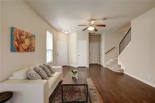9201 Brodie Ln, Austin, TX 78748 - Photo 6