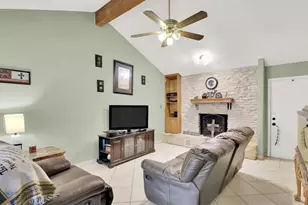 1713 Parkside Cir, Round Rock, TX 78664 - Photo 2