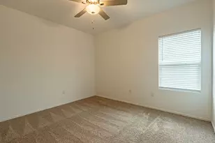 7700 Poppy Petal Loop, Del Valle, TX 78617 - Photo 8