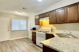 312 W William Cannon Dr, Austin, TX 78745 - Photo 22