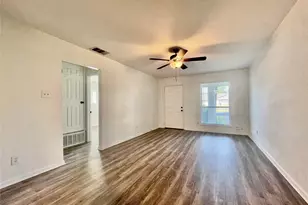 312 W William Cannon Dr, Austin, TX 78745 - Photo 10