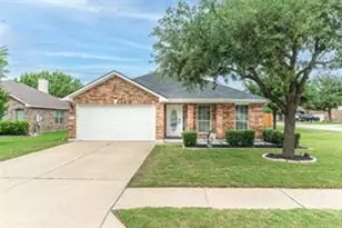 129 Aguilar Dr, Hutto, TX 78634 - Photo 1