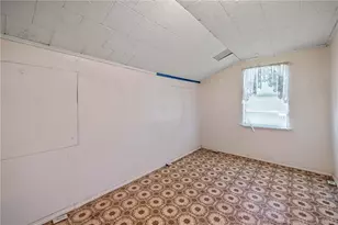 211 S 7th St, Jarrell, TX 76537 - Photo 16