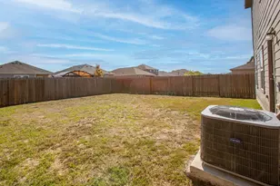 1437 Amy Dr, Kyle, TX 78640 - Photo 28