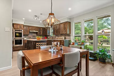 9702 Beauchamp Square, Austin, TX 78729 - Photo 10