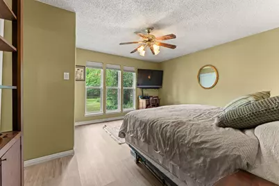 9702 Beauchamp Square, Austin, TX 78729 - Photo 16