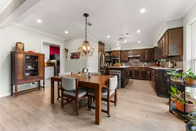 9702 Beauchamp Square, Austin, TX 78729 - Photo 8